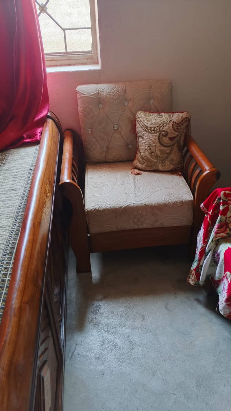 5 seater sofa 1