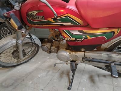 motorcycle for sale 3 year used four shock kickstart United 70