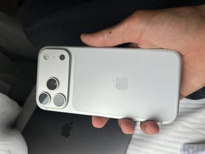 Apple iPhone 17 Pro Max