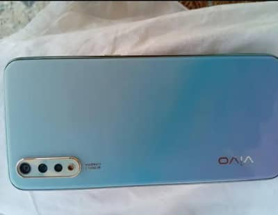 Vivo s1 (4+128) with box and original fast charger 10/10 all OK