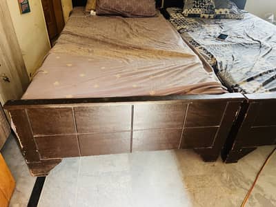 2 single beds for sale (Lasani) wala