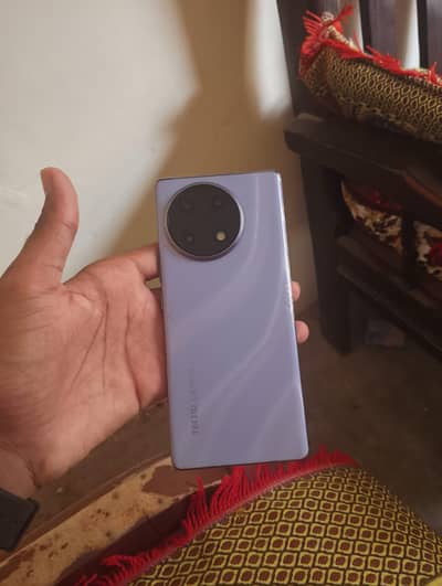Tecno CAMON 30S