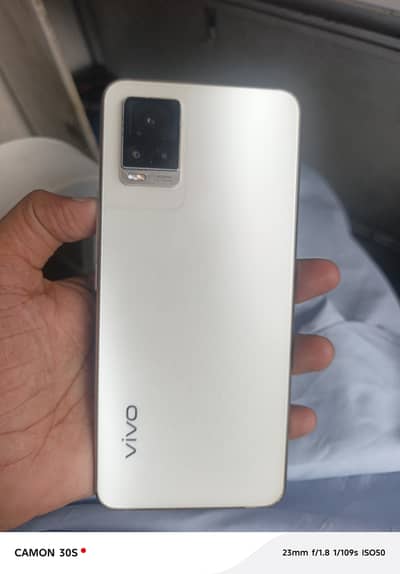 Vivo V21e