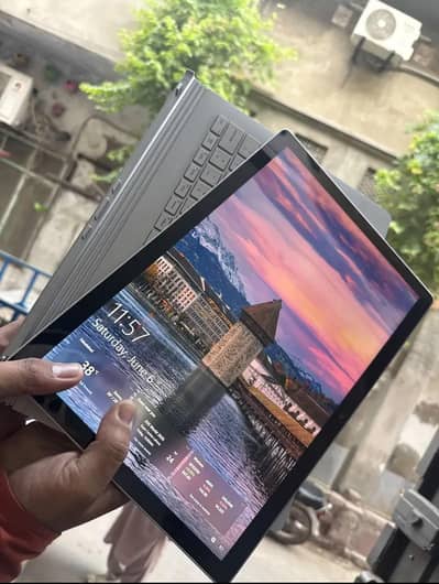 microsoft surface book 2