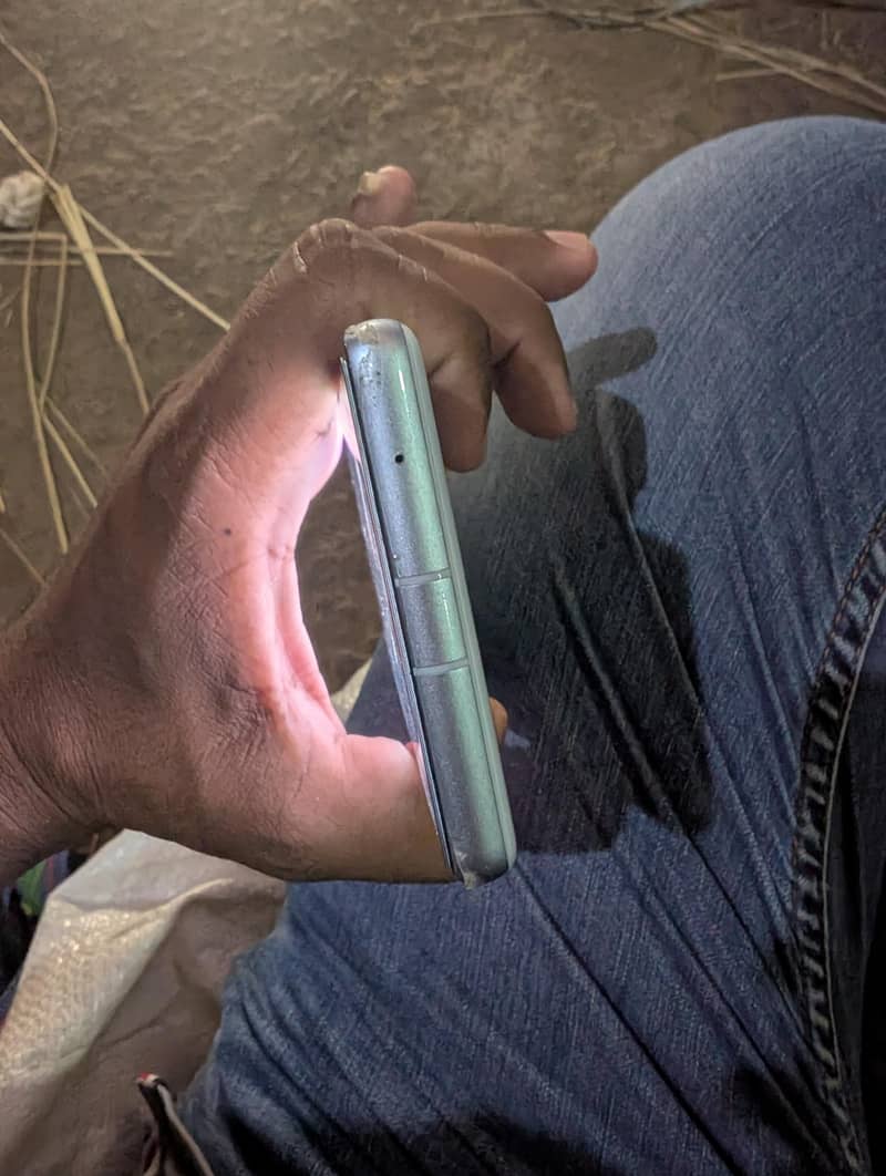 Google Pixel 7a 1