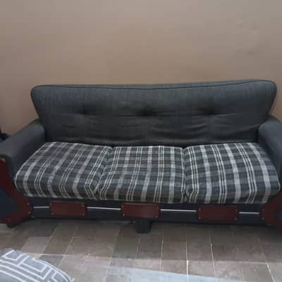 SOFA SET FOR SALE