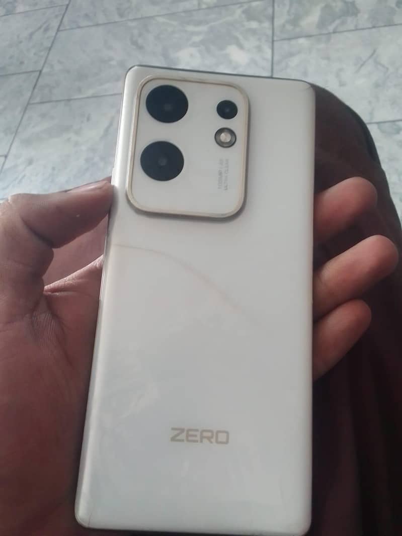 Infinix Zero 30 3