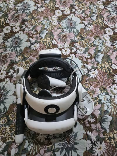 Meta Quest 3 512GB with Bobovr S3 strap and controller accessories