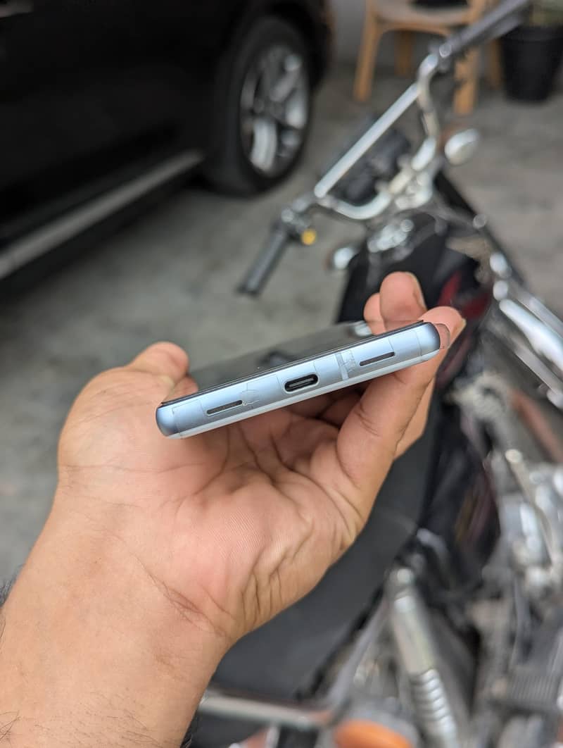 Google Pixel 7a 2