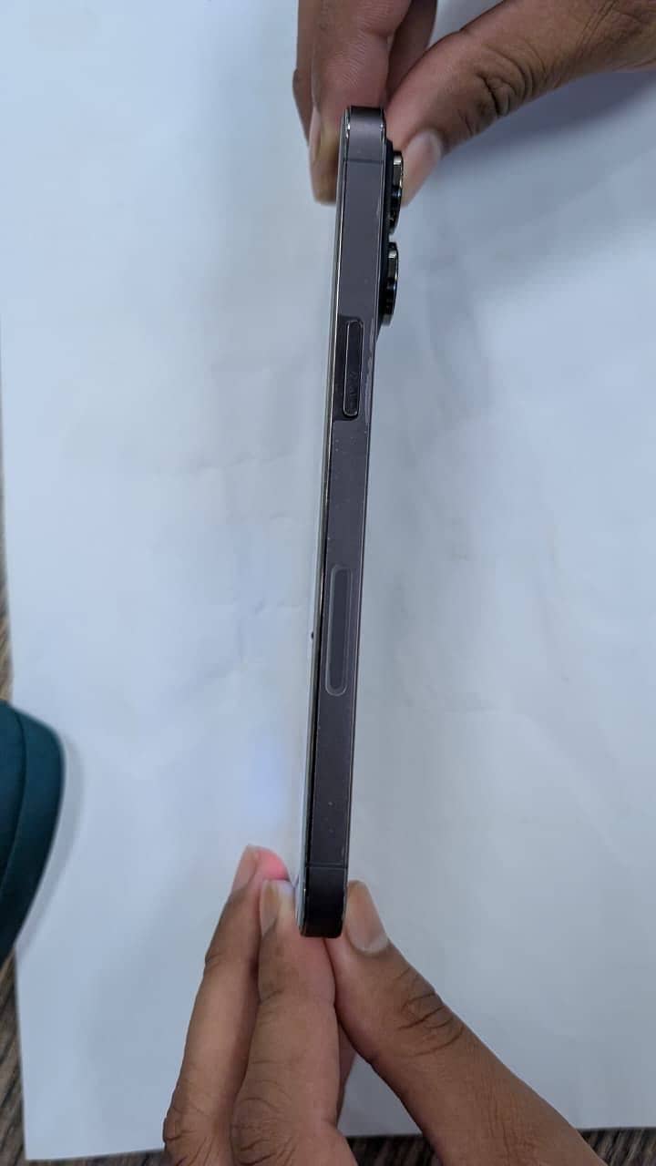 Apple iPhone 14 Pro Max 1