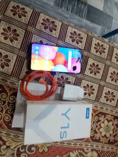 Vivo Y1s