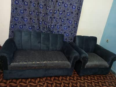 Elegant & Luxury Sofa Set – Almost Brand New 