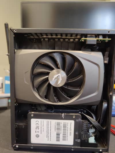 4 litre SFF Mini gaming PC.