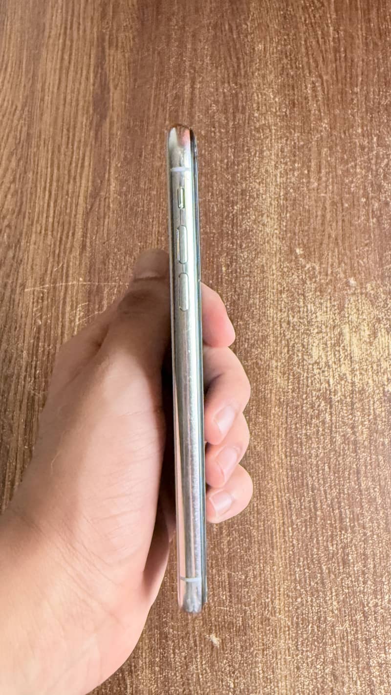 Apple iPhone X 2