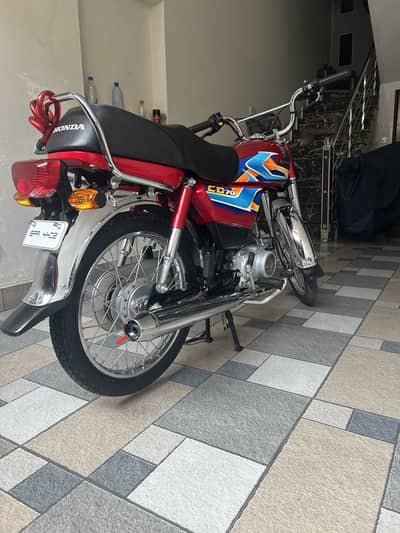 Honda CD 70 2025