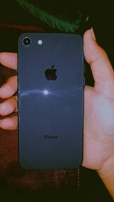 Apple iPhone 8