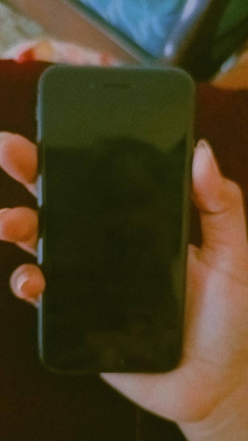 Apple iPhone 8 1