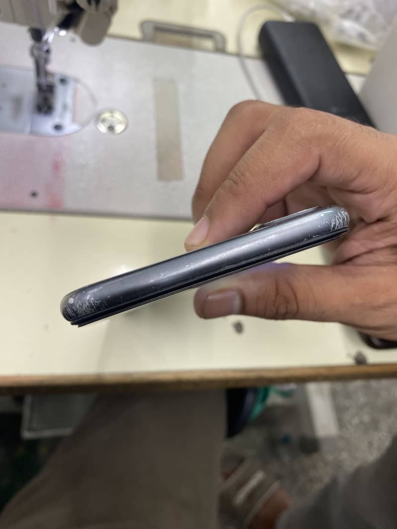 Apple iPhone 8 Plus 2