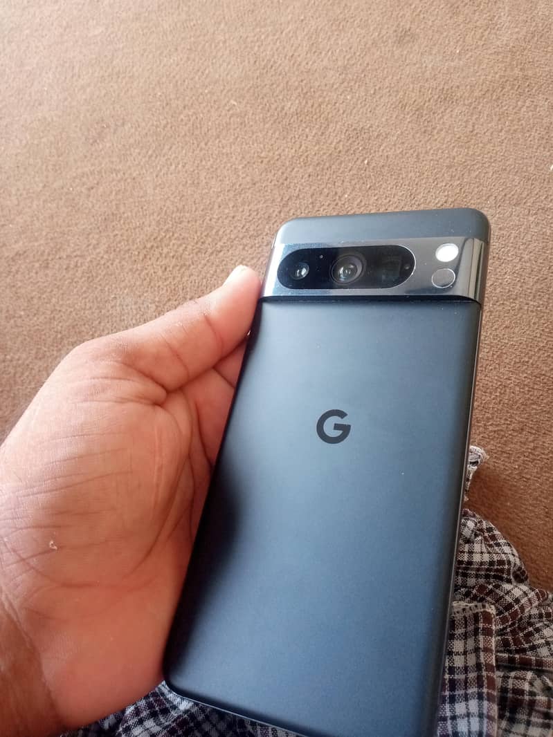 Google Pixel 8 Pro 1