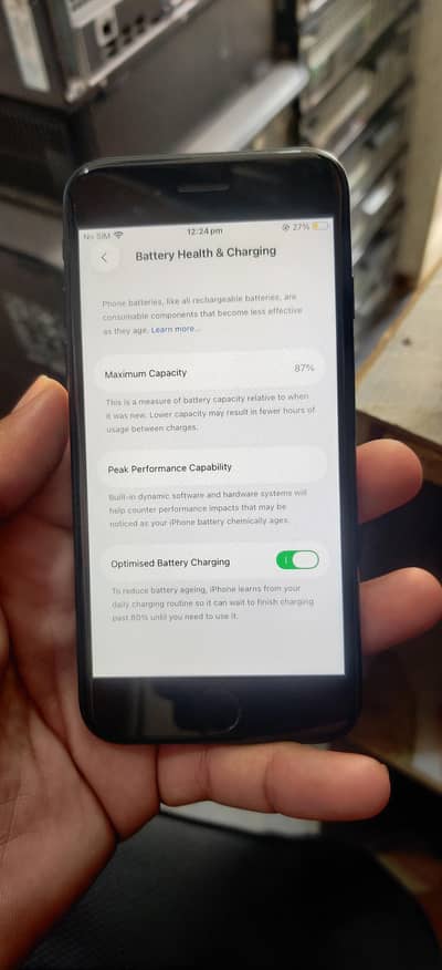 Apple iPhone SE 64gb mdm totally original back camera glass nahi ha