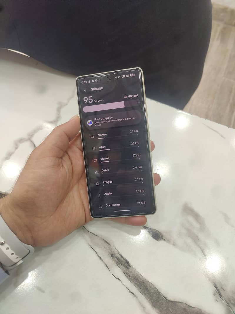Google Pixel 7 5