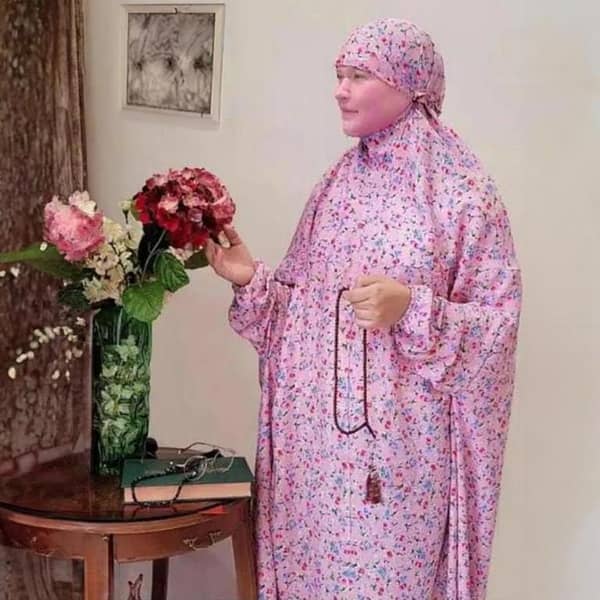 Namaz Chadar with Sleeves – Prayer Shawl for Women in Swiss Lawn Fabric