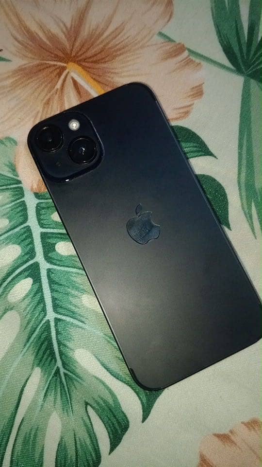 Apple iPhone 14 3