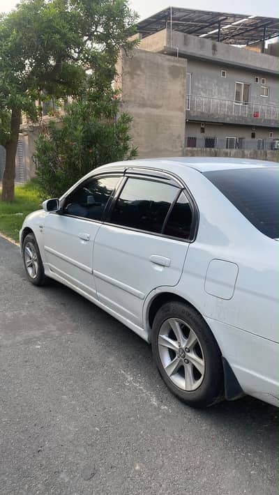 Honda Civic EXi 2004