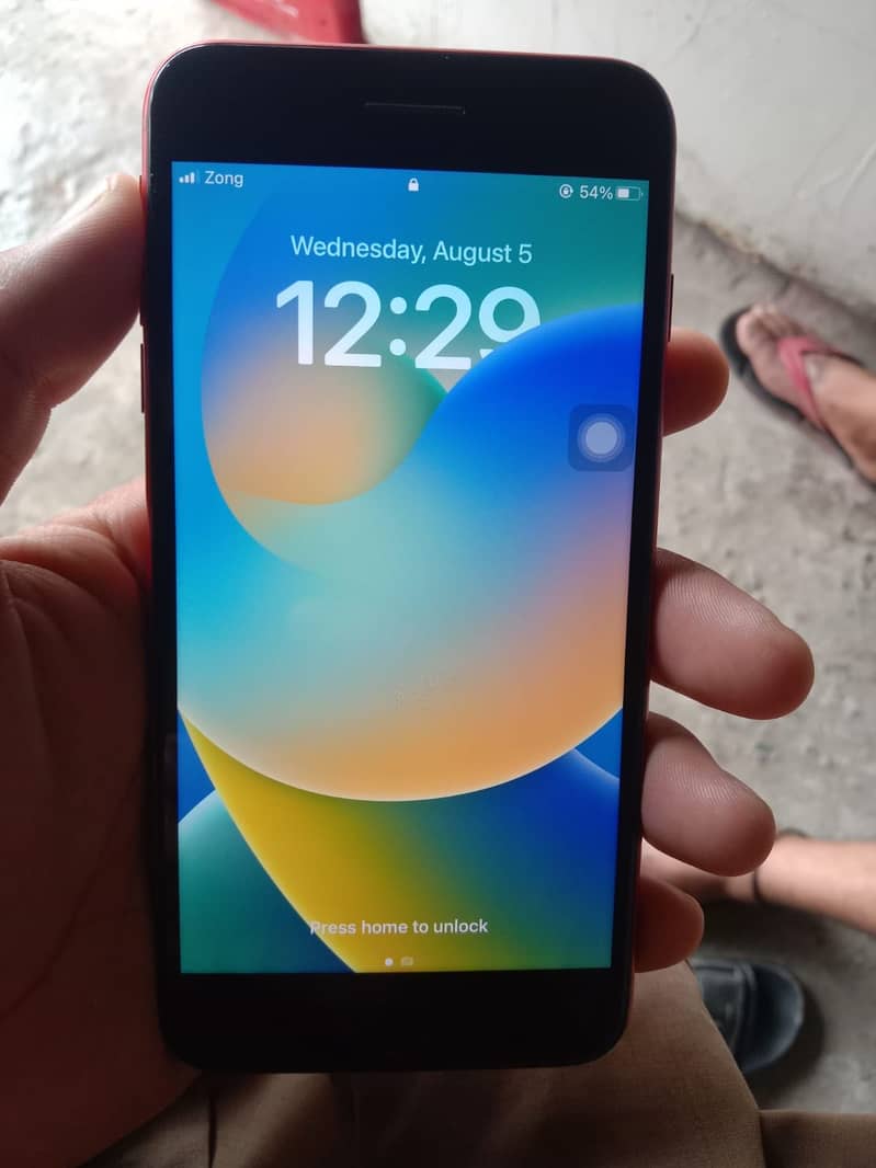 Apple iPhone 8 Plus 0