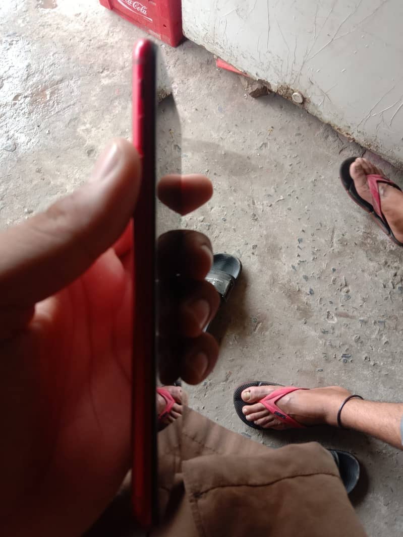 Apple iPhone 8 Plus 3