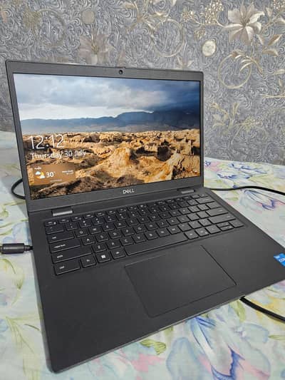 i5 11 gen | 8gb RAM ddr4 | 256gb nvme gen3 | both upgradable| 10/9.5