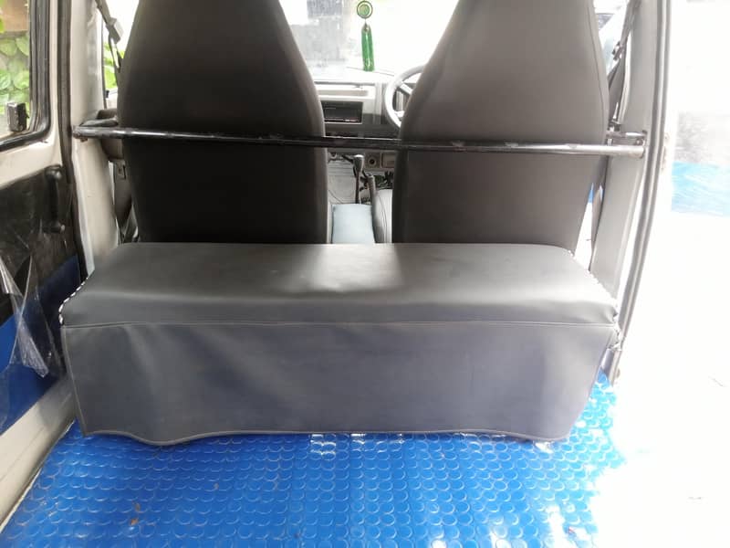 Suzuki Bolan 2012 9