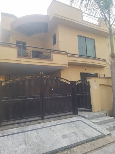 10 Marla House Available For Rent In Wapda Town Block K3