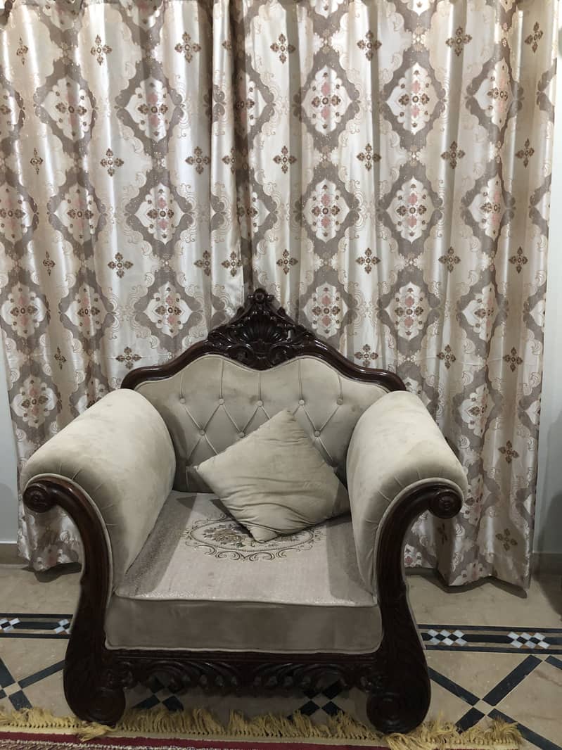 7 setter sofa 2