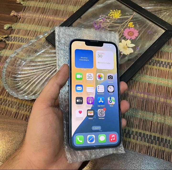 Apple iPhone 13 1