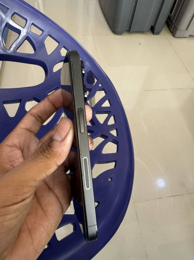 IPhone 14 Pro 2