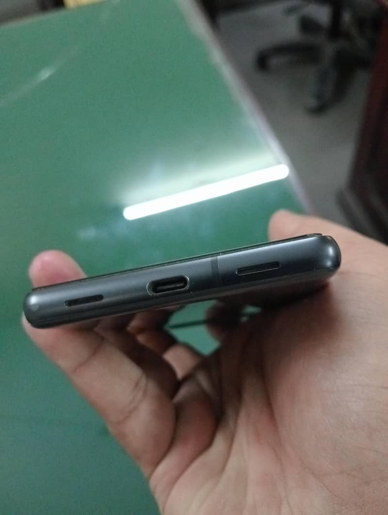 Google Pixel 7a 4