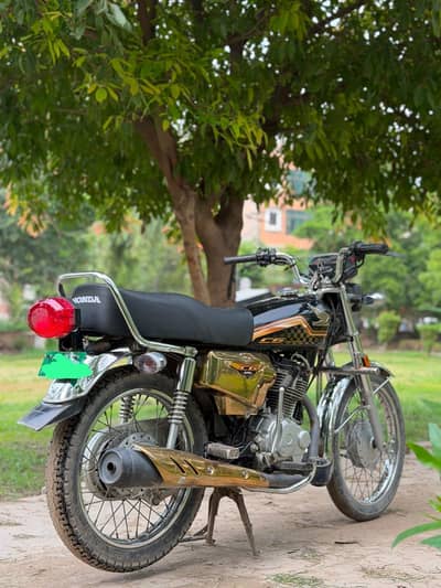 Honda CG 125 Self 2023 | Urgent Sale | Excellent Condition