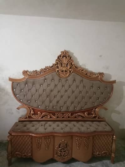 Bed,side tables, dressing table, showcase