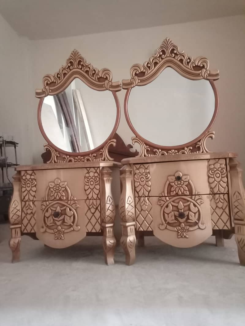 Bed,side tables, dressing table, showcase 2