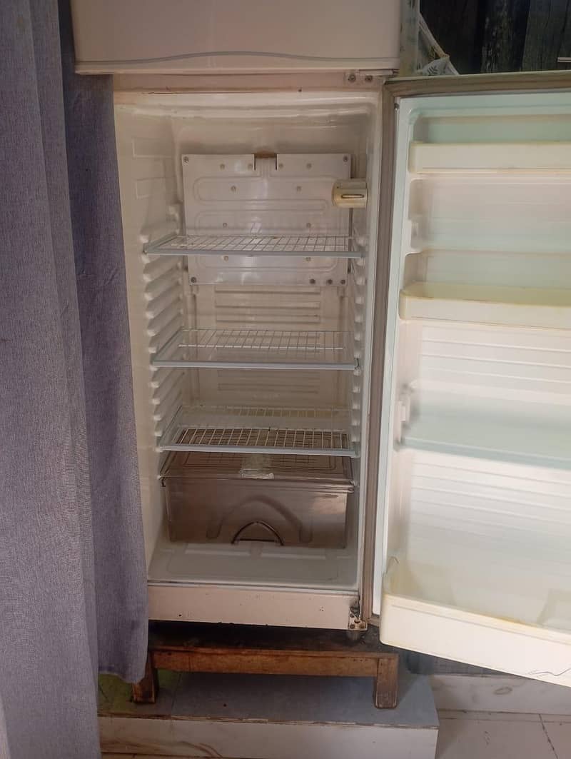 dawlance fridge 5