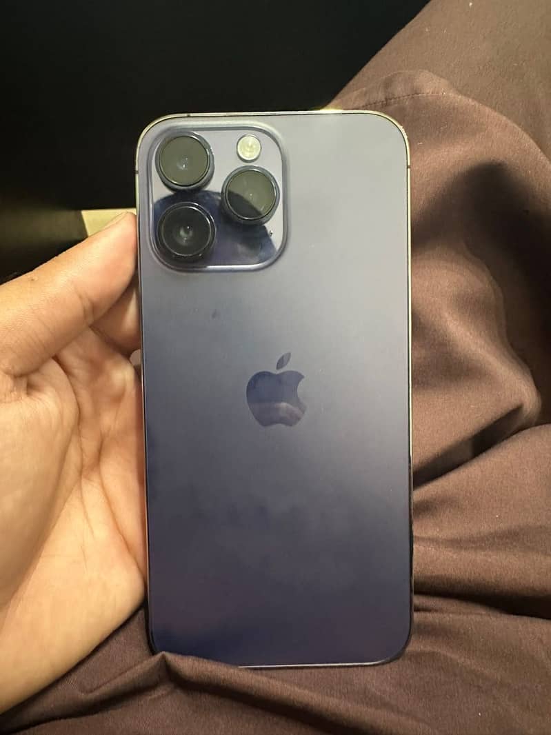 Apple iPhone 14 Pro Max 4