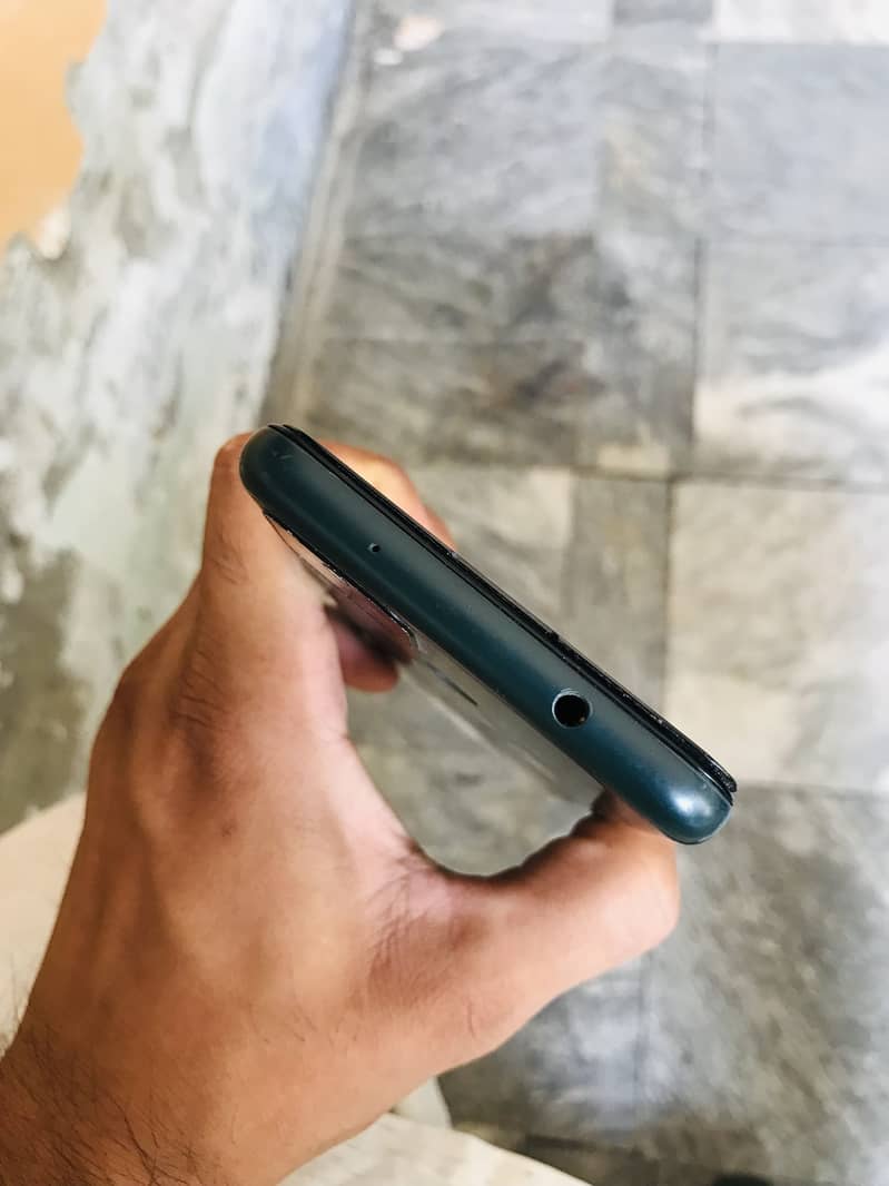 Google Pixel 5a 4