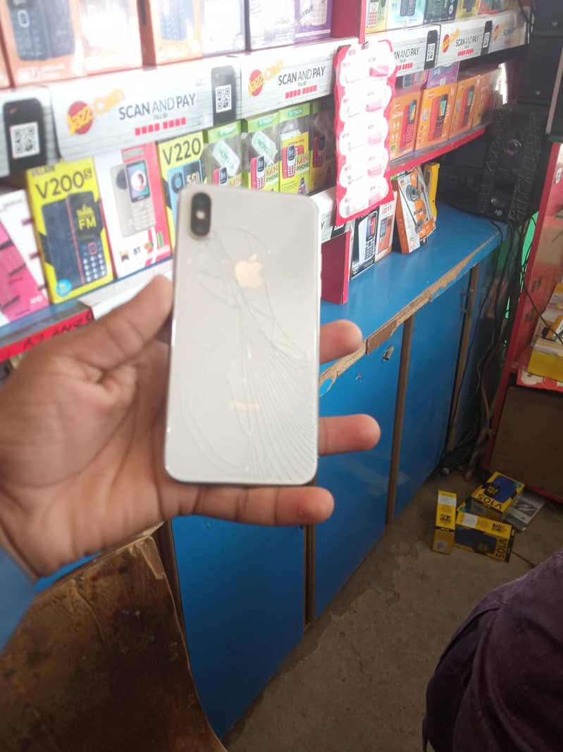 Apple iPhone X 6