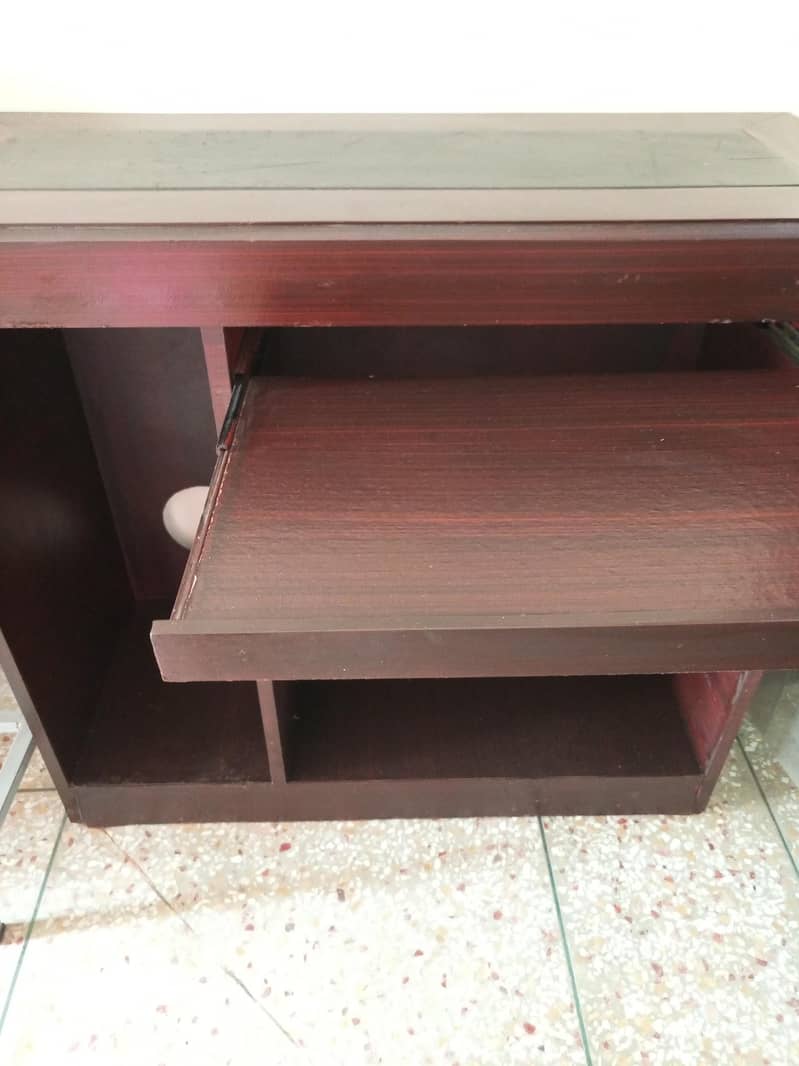 computer table 2