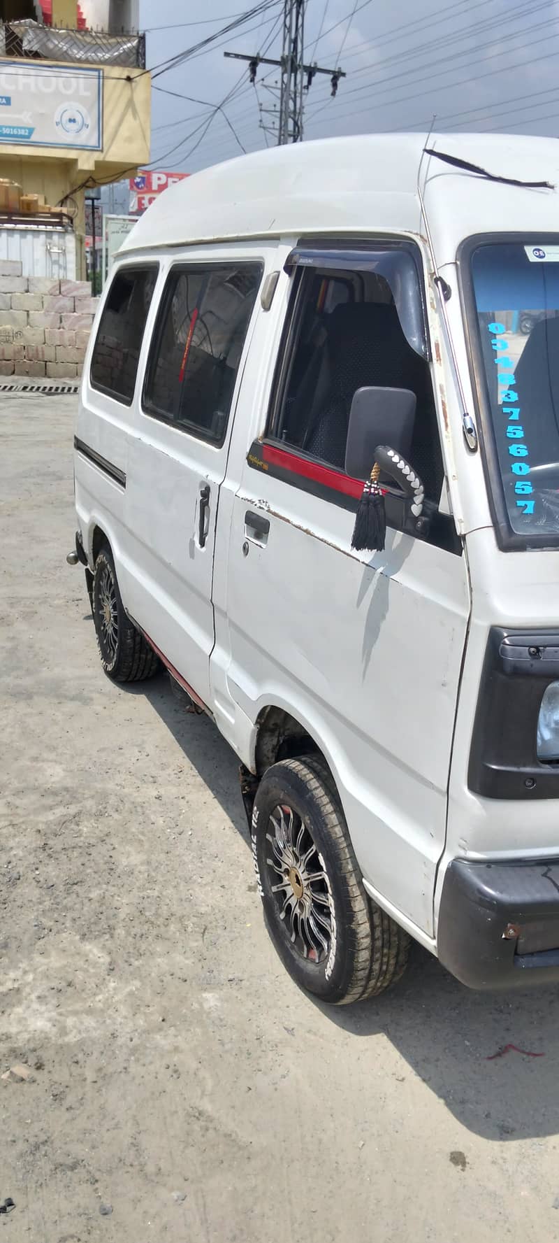 Suzuki bolan 2012 model 1
