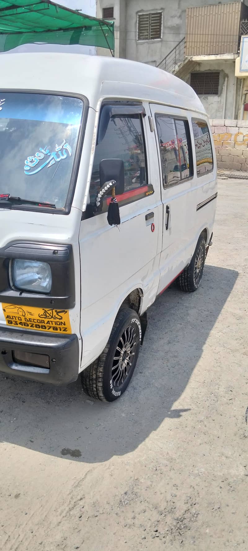 Suzuki bolan 2012 model 2