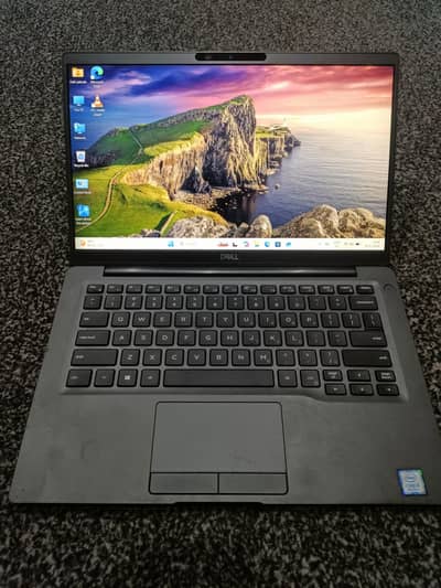 Dell Latitude 7400 Core i5 8th Gen Touchscreen Backlit keyboard 8/256