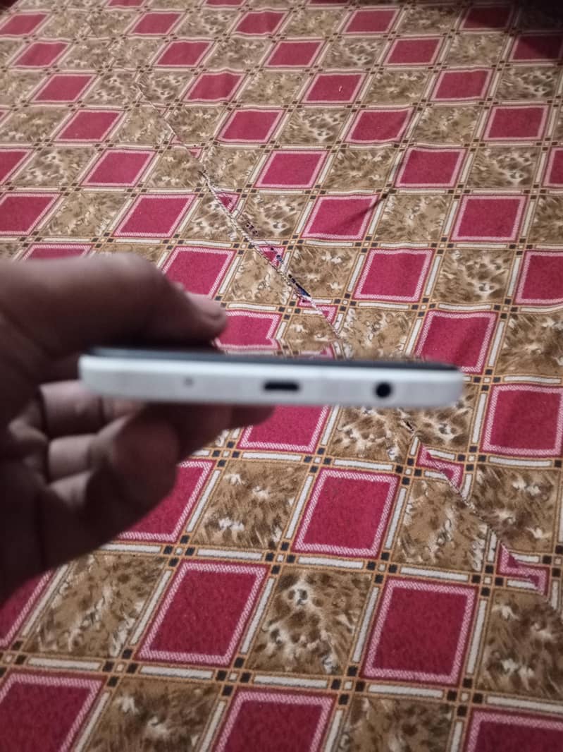 Xiaomi Redmi A2 Plus 3