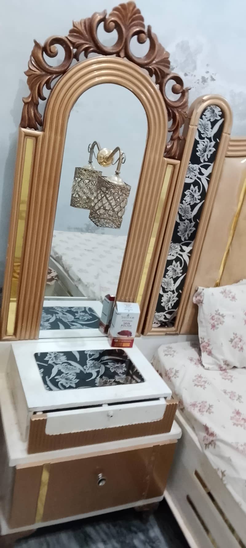 Complete Bed Set. 13